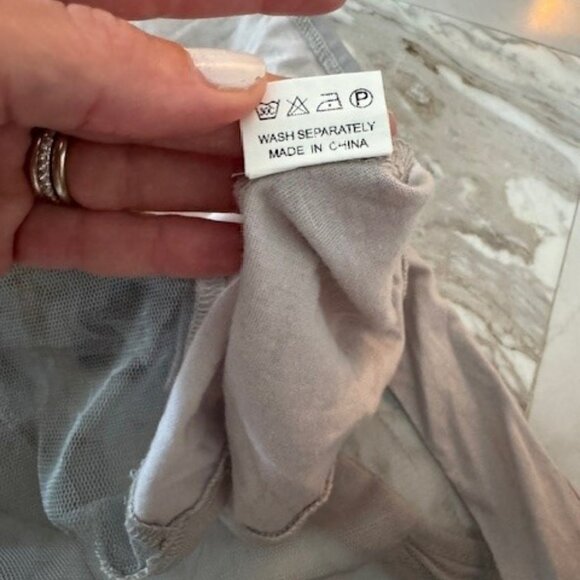 Beaded LF Black Crop Top Size Medium - Picture 5 of 5